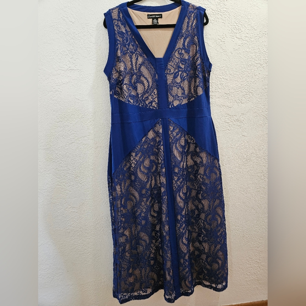 Formal Lace Blue dress